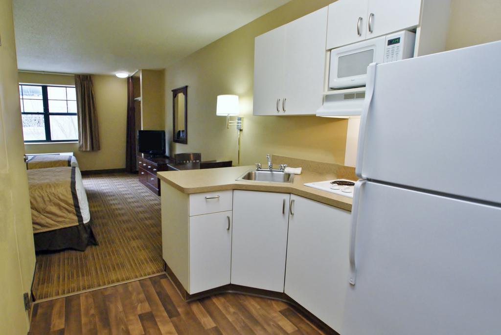 Extended Stay America - Providence - West Warwick Exterior photo