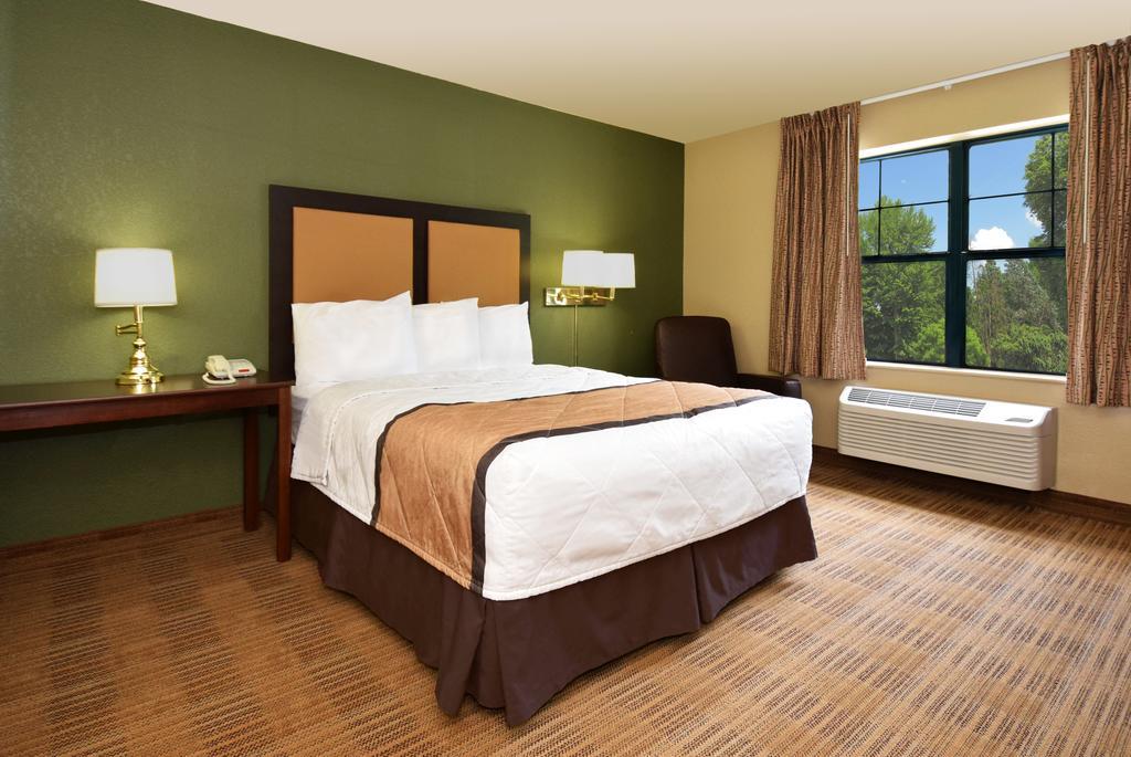 Extended Stay America - Providence - West Warwick Exterior photo